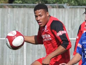 Supporting image for story: Drayton look for Walker spark at Cables
