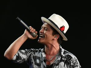 Supporting image for story: APT by Bruno Mars and Rose named best-selling song of last year