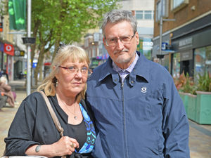 Supporting image for story: Parents miss meals so children can eat as Wolverhampton faces 'frightening' inflation rise