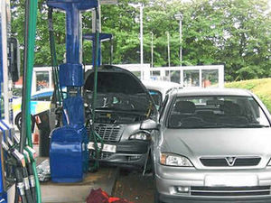 Supporting image for story: Man knocked down as he re-fuels car in Oldbury