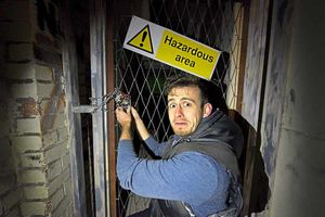 Somebody get me out of here!