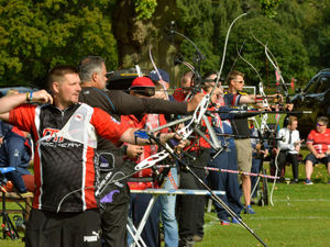 Supporting image for story: Invictus Games: Injured war veterans training in Newport - with pictures