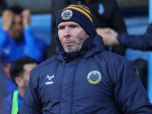 Supporting image for story: "I needed to get it off my chest" - Michael Appleton reveals half time outburst during chaotic Shrewsbury Town draw