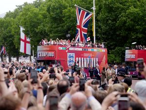Supporting image for story: European champions England given a hero’s welcome outside Buckingham Palace