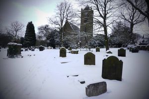 Snow in Telford. Credit: @hopepinkboots