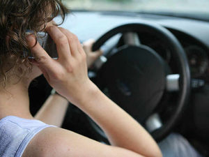 Supporting image for story: Poll: Should police be allowed to seize all mobile phones from drivers in crashes?