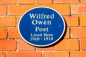 The new plaque at the family home in Shrewsbury.