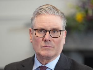 Supporting image for story: Trump warns Nato allies over Iran response as Starmer pledges heating oil help