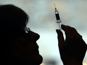 Supporting image for story: Coronavirus: Next phases begin in vaccine trial