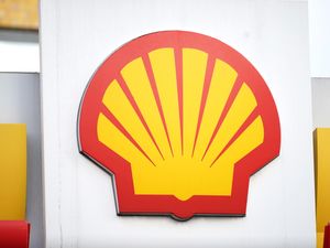 Supporting image for story: Shell drops after decline in energy trading division