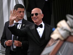 Supporting image for story: Billionaire Jeff Bezos marries Lauren Sanchez in lavish Venice ceremony