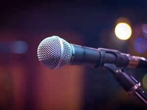 Supporting image for story: Andy Richardson: Obscurity knocks as the fixer goes off his trolley