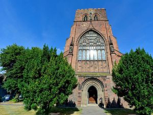 Supporting image for story: Silence is golden as Shrewsbury Abbey opens its doors for exam study