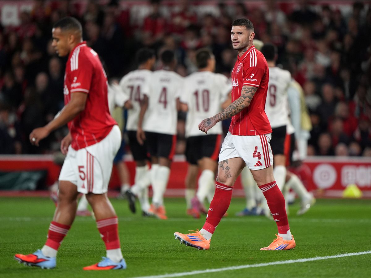 Ange Postecoglou feels fans&rsquo; fury as Nottingham Forest beaten by Midtjylland