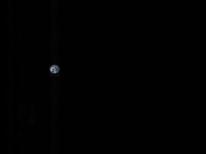 Supporting image for story: Nasa spacecraft captures stunning image of the Earth and the moon from three million miles away