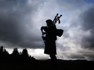 Supporting image for story: Fact check: Video shows bagpipes played in Israel
