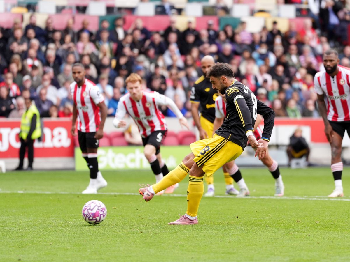 Bruno Fernandes remains Man Utd penalty taker despite failures from the spot