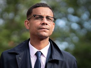 Supporting image for story: Teachers should be able to work one day a week at home, union head says