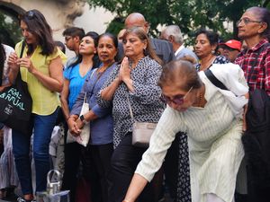 Supporting image for story: Vigil held outside Indian High Commission for victims of Air India crash