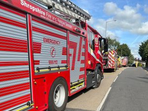 Supporting image for story: Fire crews sent to historic Shrewsbury street in alert over blaze at commercial building