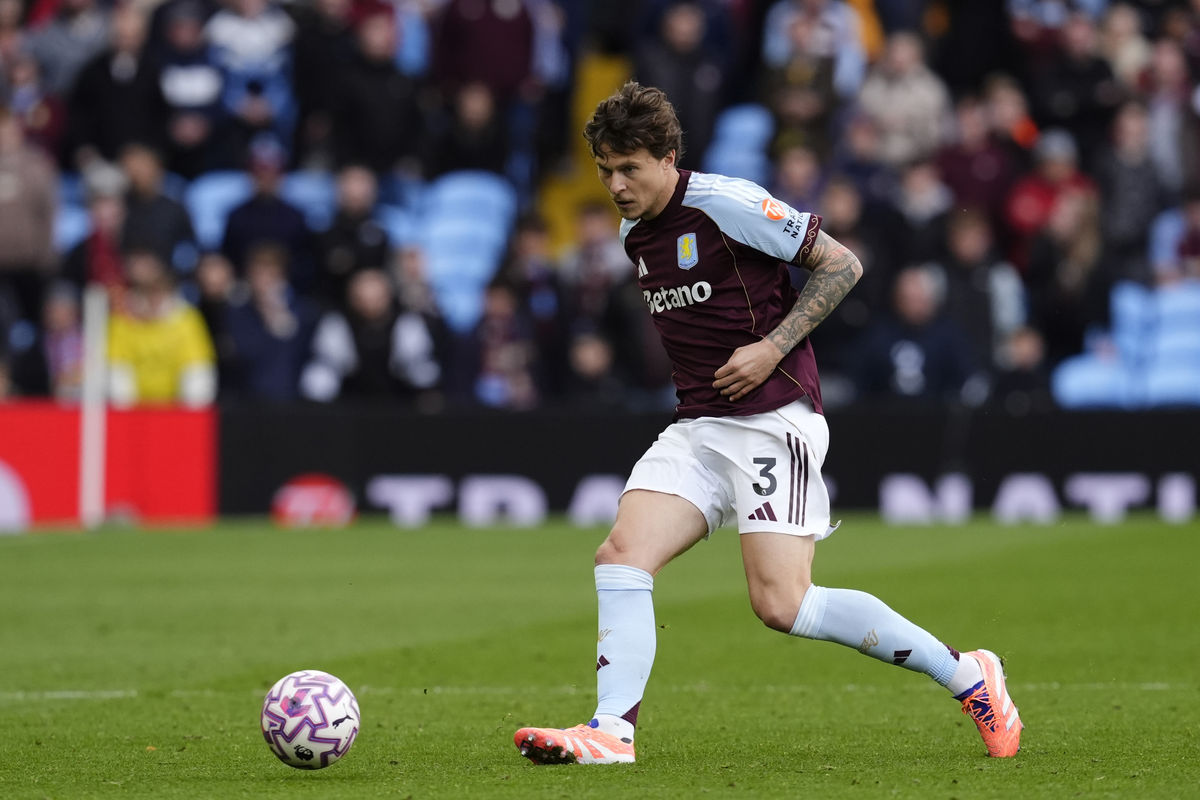 Unai Emery delivers Victor Lindelof message and reveals key Aston Villa phone call