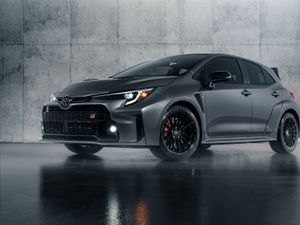 Supporting image for story: Toyota reveals 300bhp motorsport-bred GR Corolla – but it’s not coming to the UK