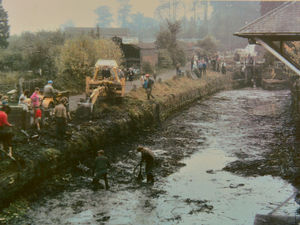 Supporting image for story: Nostalgia for canal restoration
