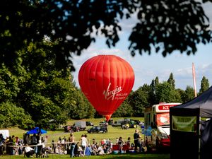 Supporting image for story: In pictures: Telford Balloon Fiesta a hit with bumper crowds