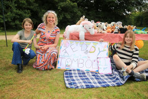 Megan Ginder, Grace Ginder, Sally Ginder at the Albrighton Summer Fayre