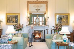 The final picture of the Queen, taken at Balmoral Castle on the Tuesday as she met outgoing Prime Minister Boris Johnson and his replacement Liz Truss