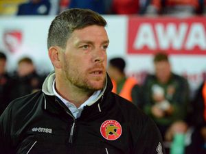 Supporting image for story: Darrell Clarke praises Walsall mentality 