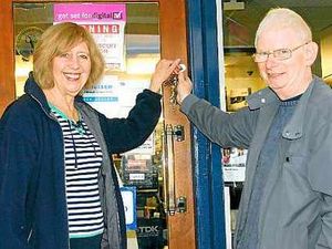 Supporting image for story: Oakengates store W Owen closes after 140 years