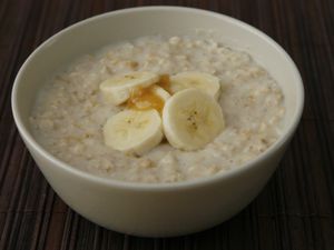 Supporting image for story: Porridge adverts to stay on TV, health minister says
