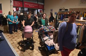 CANNOCK COPYRIGHT NATIONAL WORLD STEVE LEATH 15/04/25Pics in Rugeley where TV Antique Expert: Charles Hanson was on hand to help open a brand new charity shop for Katharine House Hospice.