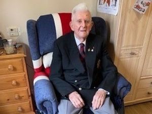 Supporting image for story: Shrewsbury ex-soldier's letter of ‘thoughtfulness’ to Queen recognised