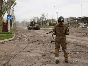 Supporting image for story: Russian strikes try to disrupt delivery of Western weapons to Ukraine