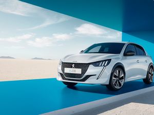 Supporting image for story: Peugeot’s e-208 gains extended range and more power