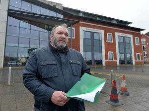 Supporting image for story: Razor Ruddock left gobsmacked by court hearing