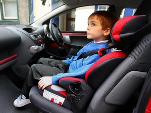 Supporting image for story: Thousands of parents routinely failing to strap children in car correctly