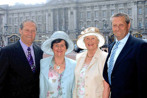 Dick and Fred Widgoose with wives Nita and Gerry outside Buckingham Palace in 2006