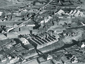 Supporting image for story: Pictures from the Past - 29 March