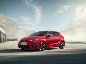Supporting image for story: Seat releases updated Ibiza and Arona