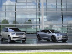 Supporting image for story: JLR announces big plans and investment into its future electrification strategy