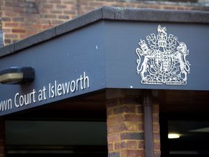 Supporting image for story: Burglars who used Grindr to trick victims found guilty