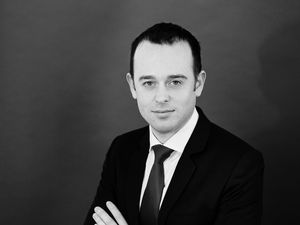 Supporting image for story: Guernsey group swoops for city financial adviser