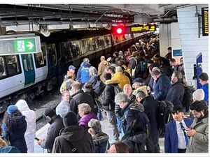 Supporting image for story: Rail disruption between Birmingham New Street and Wolverhampton - two trains block line due to 'damaged overhead wires'