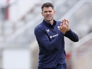Supporting image for story: James Anderson stars for Lancashire in first T20 appearance for 11 years