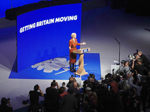 Supporting image for story: Tory MPs rally round Liz Truss amid 'misrepresented' claims