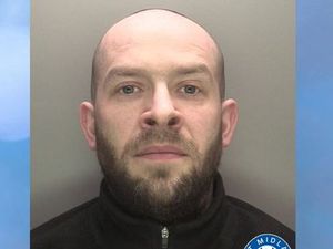 Supporting image for story: Appeal to trace suspect after doctor's car stolen outside hospital