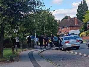Supporting image for story: Armed police descend on leafy Walsall street and arrest man
